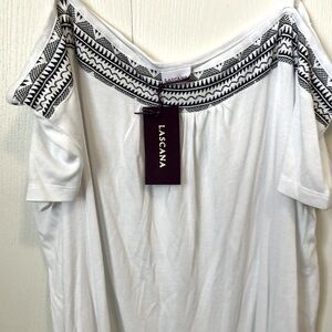 NWT LASCANA Cold Shoulder top